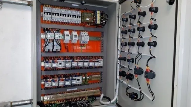 Instalação de quadros elétricos